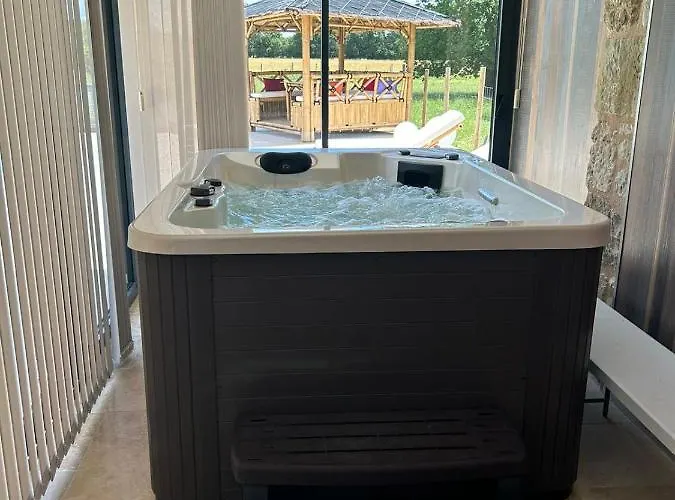 Le Petit Dans Le Quercy