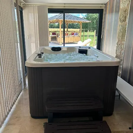 Le Petit Dans Le Quercy