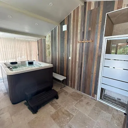 Le Petit Dans Le Quercy Cayriech