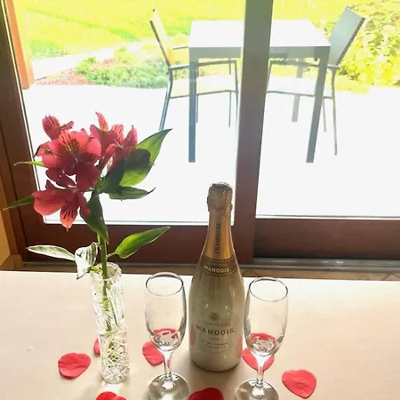 Le Petit Dans Le Quercy Tatil Evi